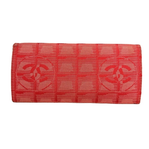 Authentic CHANEL Red Travel Line Leather & Canvas Long Wallet - Picture 5 of 16
